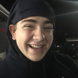 Meet your Posher, Christopher